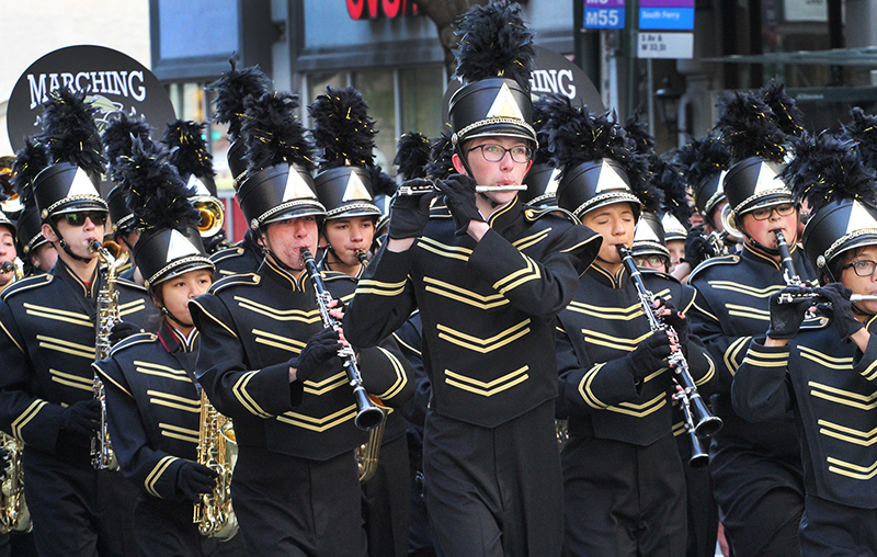 Veterans' Day : Parade : New York City : USA : Richard Moore : Journalist : Photographer :